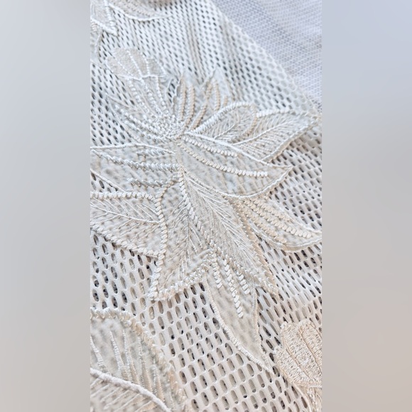 ENDLESS ROSE Cream Floral Lace Mini Dress - Picture 6 of 14